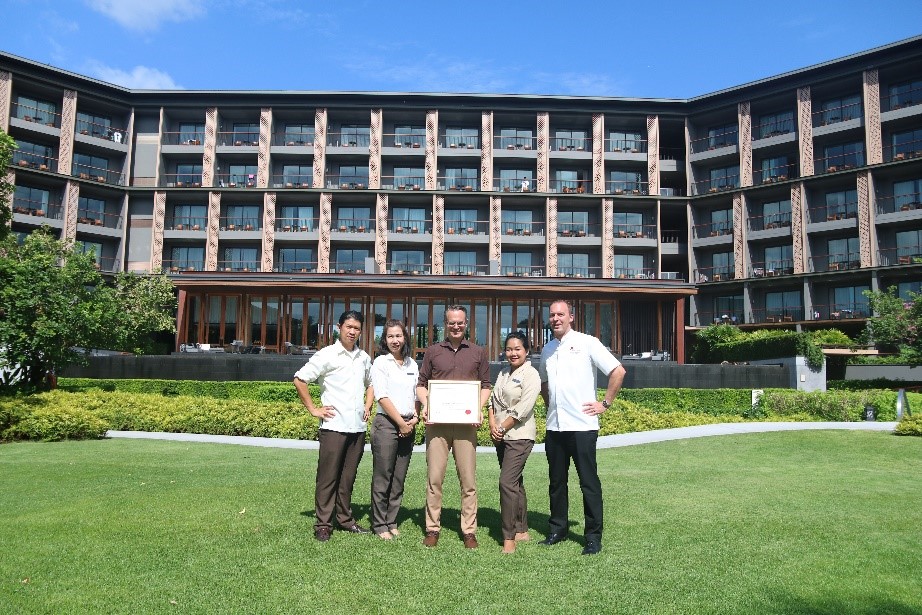 Hua-Hin-Marriott-Resort-Spa-Luxury-Resorts-Worldwide-Awards.jpg