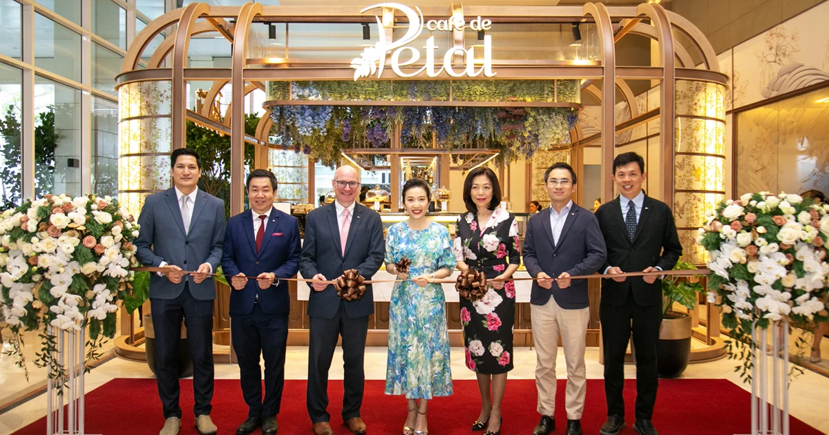 AWC launches 'Cafe de Petal,' a European-Inspired Cafe with a Thai twist, transforming into a charming garland yard lobby lounge at Athenee Tower, reinforcing its position as a premier lifestyle and workplace destination
