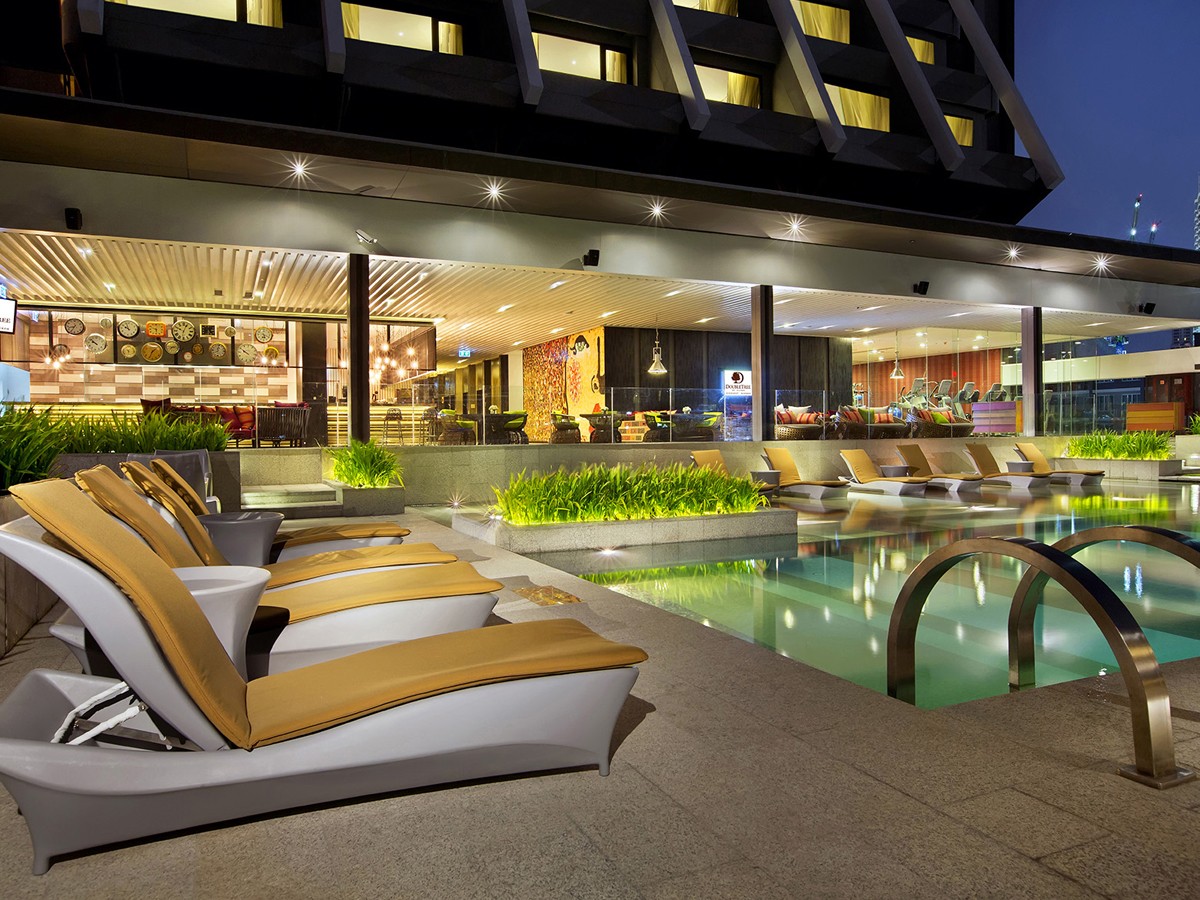 DOUBLETREE BY HILTON SUKHUMVIT BANGKOK