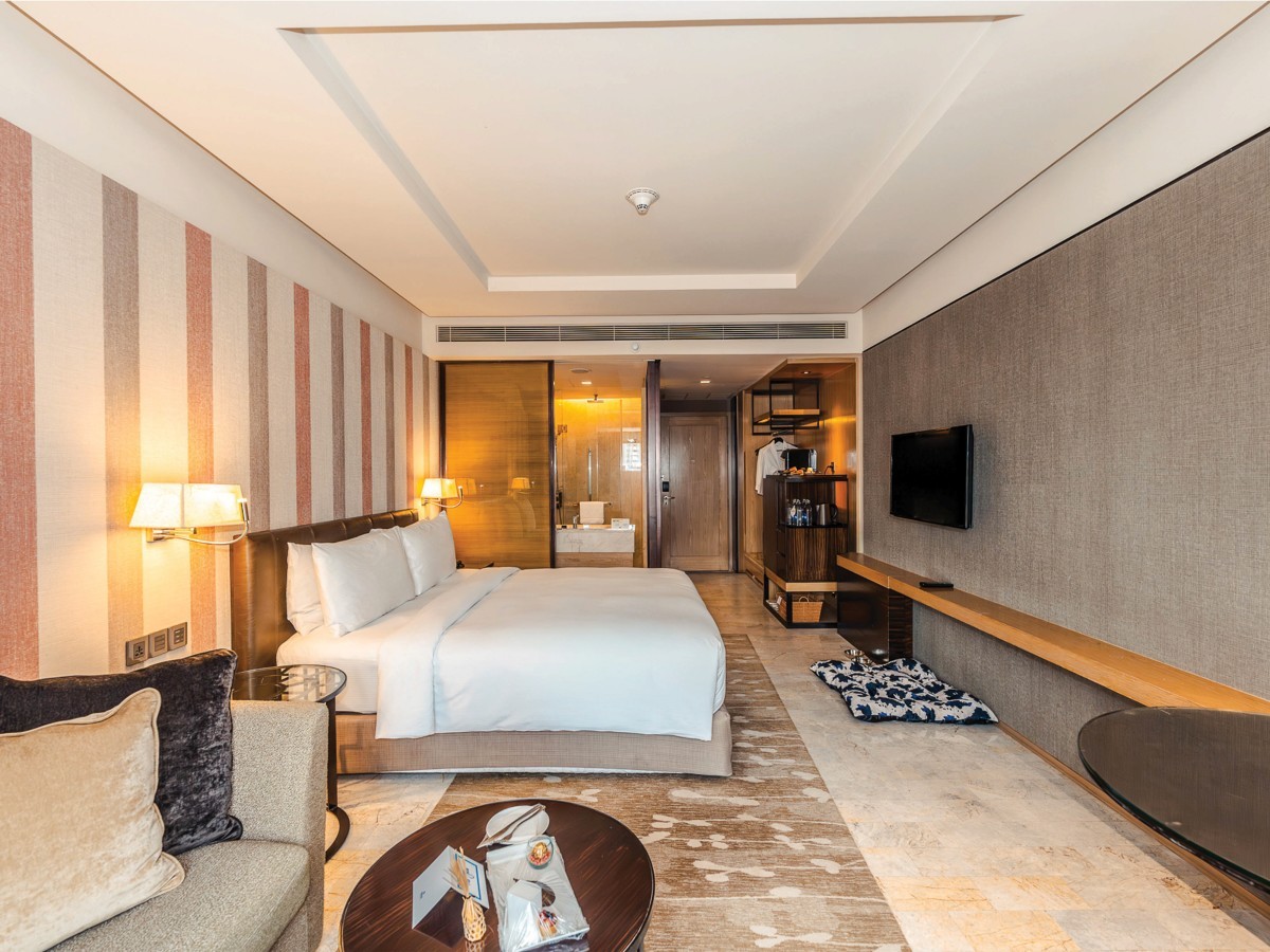 DOUBLETREE BY HILTON SUKHUMVIT