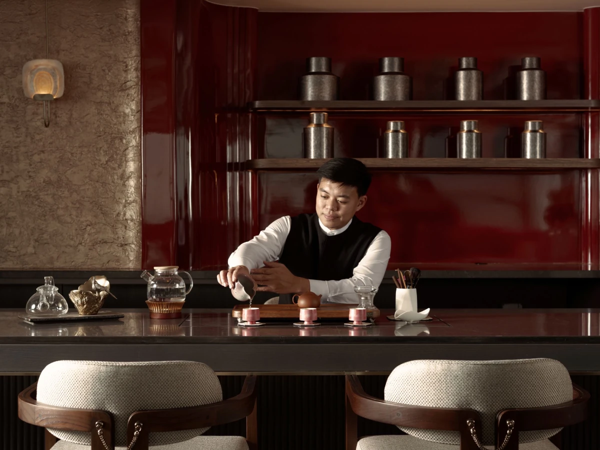 ดิ เอ็มไพร์